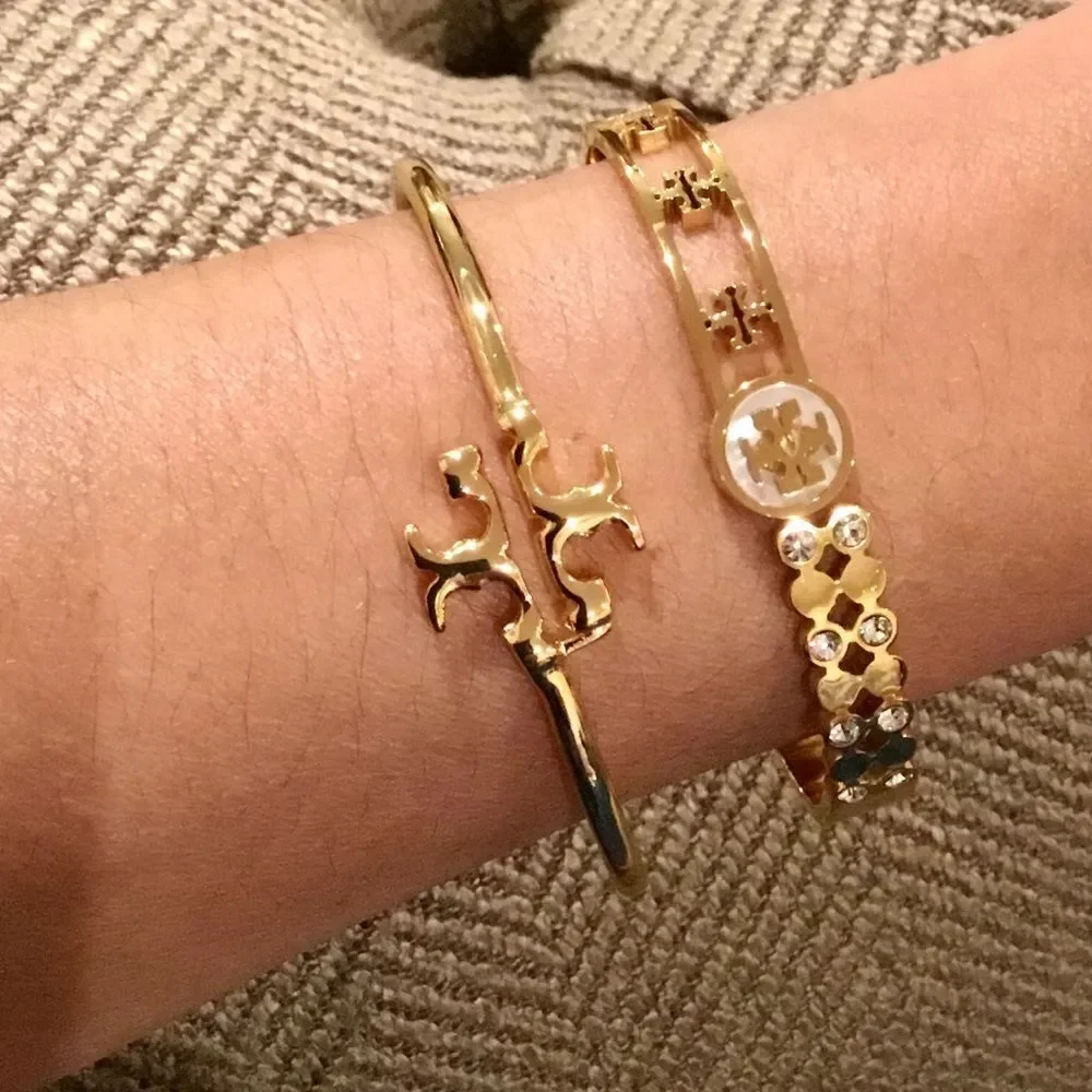 TORY BURCH LOGO DELICATE BRACELET GOLD PLATED